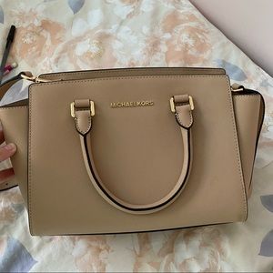 Pink/nude Michael kors crossbody/satchel